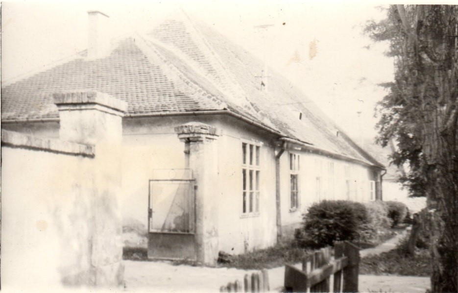 Zgrada nekadašnje Baranjske Vodne Zajednice u Dardi, 1971. godina